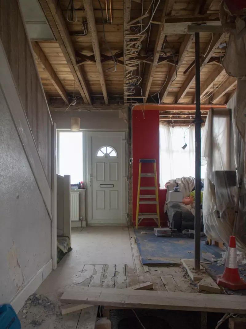 What Causes House Extension Delays and Hold Ups?